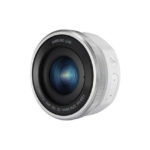 Samsung wprowadza na rynek aparat NX30 oraz pierwszy obiektyw „S” klasy premium