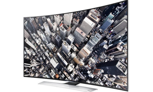 Samsung umacnia swoją dominującą pozycje w Europie, za sprawą oferty nowych modeli telewizorów UHD z zakrzywionym ekranami