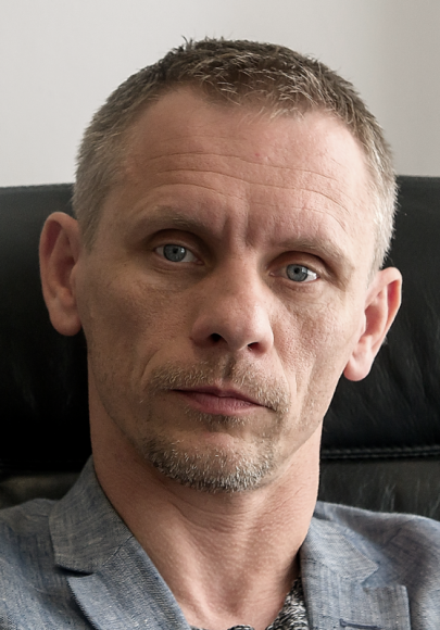 ABR SESTA wzbogaciła się o nowego specjalistę BIZNES, Handel - Do zespołu agencji badawczej ABR SESTA dołączył Piotr Szczerbiak i obejmie stanowisko Dyrektora technicznego (CTO). Do jego zadań będzie należało wsparcie agencji w zakresie rozwoju produktów software’owych oraz sprzedaży projektów informatycznych.
