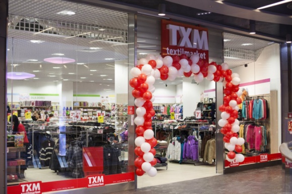 Od początku roku w sieci TXM textilmarket przybyło 9 nowych placówek BIZNES, Handel - W pierwszym kwartale br. spółka zarządzająca siecią odzieżowych sklepów dyskontowych TXM textilmarket otworzyła 9 nowych sklepów. TXM S.A., wchodząca w skład Grupy Kapitałowej Redan, w całym 2015 roku planuje otwarcie łącznie ok. 50 nowych placówek w kraju i za granicą