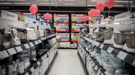 NEONET otwiera nowe sklepy w Łomży i Dęblinie