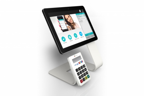 Płatność kartą i program lojalnościowy w jednej usłudze BIZNES, Handel - Polskie firmy TapOn i Paymax wprowadzają na rynek usługę integrującą program lojalnościowy i urządzenie mPOS do akceptacji kart płatniczych. To unikalne mobilne rozwiązanie umożliwia dodatkowe premiowania konsumentów za płatności dokonywane kartą.