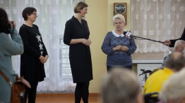 Wyborowa Pernod Ricard wspiera Dom Pomocy Społecznej w Zielonej Górze! BIZNES, Konsument - 20 grudnia w Domu Pomocy Społecznej w Zielonej Górze odbył się finał Akcji Świątecznej, prowadzonej przez Wyborowa Pernod Ricard. Spotkanie w placówce było okazją do przekazania upominków pensjonariuszom ośrodka.