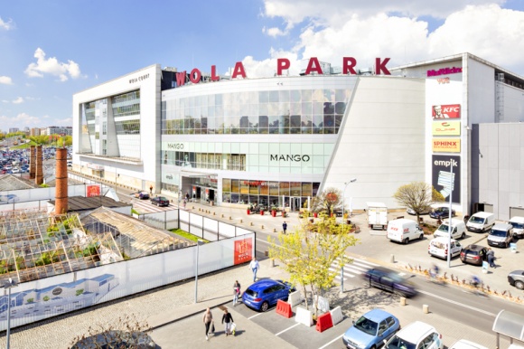 Camille Albane w Wola Parku BIZNES, Handel - 8 marca w centrum handlowym Wola Park otworzył się salon fryzjerski Camille Albane. Sa-lon zajął powierzchnię 77 mkw.