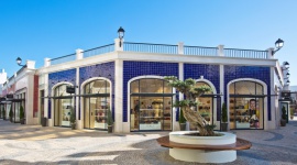 VIA Outlets przebudowuje Freeport Lisboa Fashion Outlet BIZNES, Handel - VIA Outlets otwiera 35 nowych sklepów i restauracji w Centrum Freeport Lisboa Fashion Outlet po przebudowie w ramach wartego 200 milionów euro programu remodelingu europejskiego portfolio