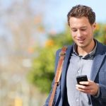 Jak technologie mobilne wpływają na nasze zakupy?