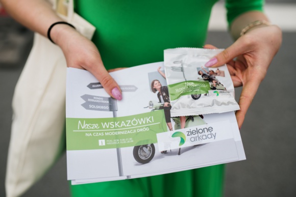 Zielone Arkady w obliczu modernizacji dróg wokół obiektu BIZNES, Handel - W Bydgoszczy trwa modernizacja dróg i budowa nowej linii tramwajowej. Klienci Zielonych Arkad - największego centrum handlowego w regionie - będą mogli dotrzeć do niego w bardziej komfortowy sposób.