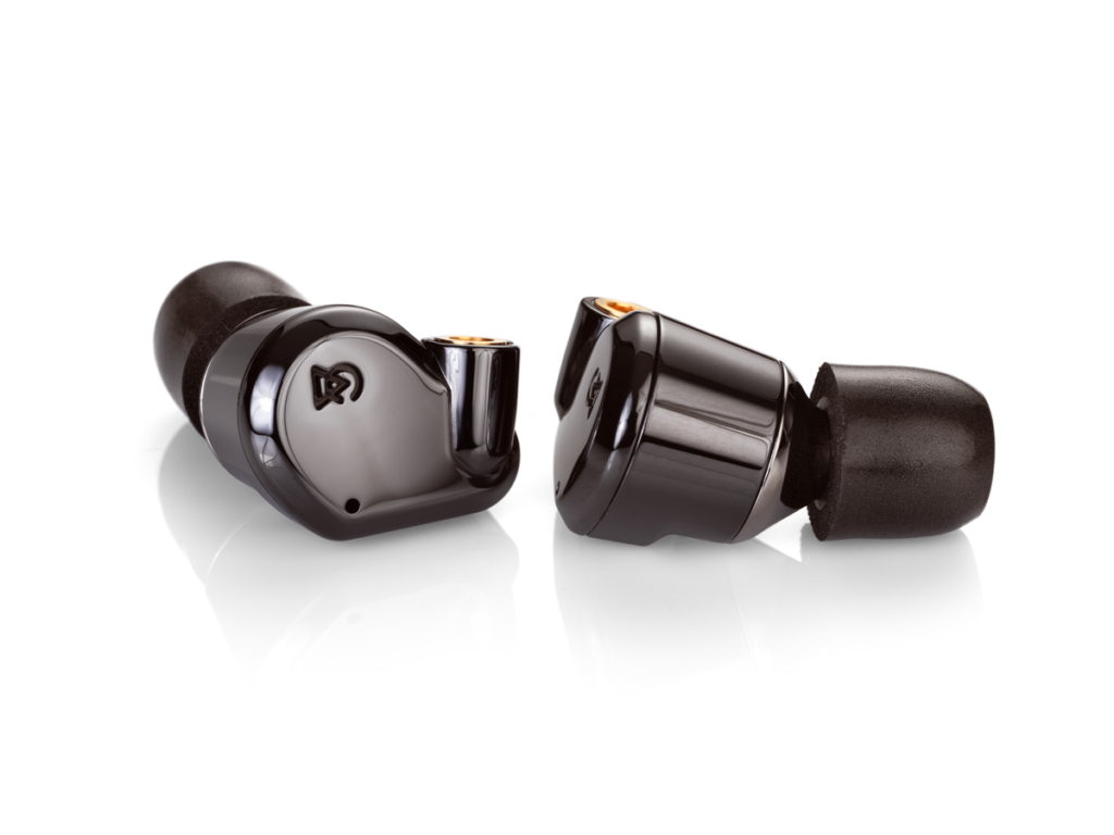 Campfire_Audio_Dorado_2020_02