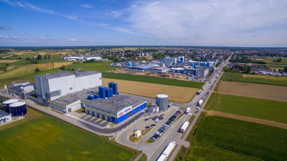 Przemysł spożywczy, BIZNES - Kierując się przekonaniem, że ochrona środowiska naturalnego jest niezbędna do wytwarzania produktów wspierających zdrową i zrównoważoną dietę, MLEKOVITA od lat stawia na zrównoważony rozwój, obejmujący wszystkie aspekty jej działalności., MLEKOVITA stawia na produkcję przyjazną środowisku Przemysł spożywczy, BIZNES - Kierując się przekonaniem, że ochrona środowiska naturalnego jest niezbędna do wytwarzania produktów wspierających zdrową i zrównoważoną dietę, MLEKOVITA od lat stawia na zrównoważony rozwój, obejmujący wszystkie aspekty jej działalności.
